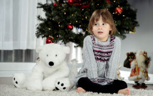 family photography Christmas tree