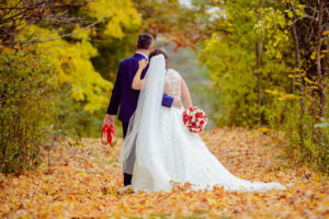 red-shoes-fall-wedding-photographer