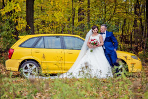 wedding-photography-kitchener-zattu-car